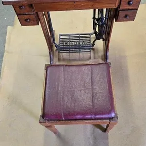 Vintage Singer Sewing Machine, Works Well  c/w Stool & Accessories, **Located Off-Site in Barrhead, Contact 780-674-1265  (OS-S1309)