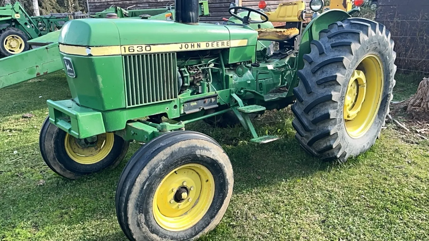 John Deere 1630 2WD Diesel Tractor, s/n: 327642L
