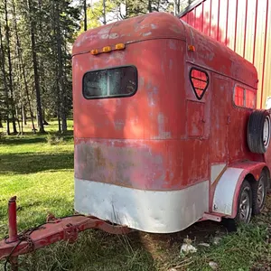 Marvel 9-1/2' Tandem Axle Bumper Pull Horse Trailer, No Visible VIN