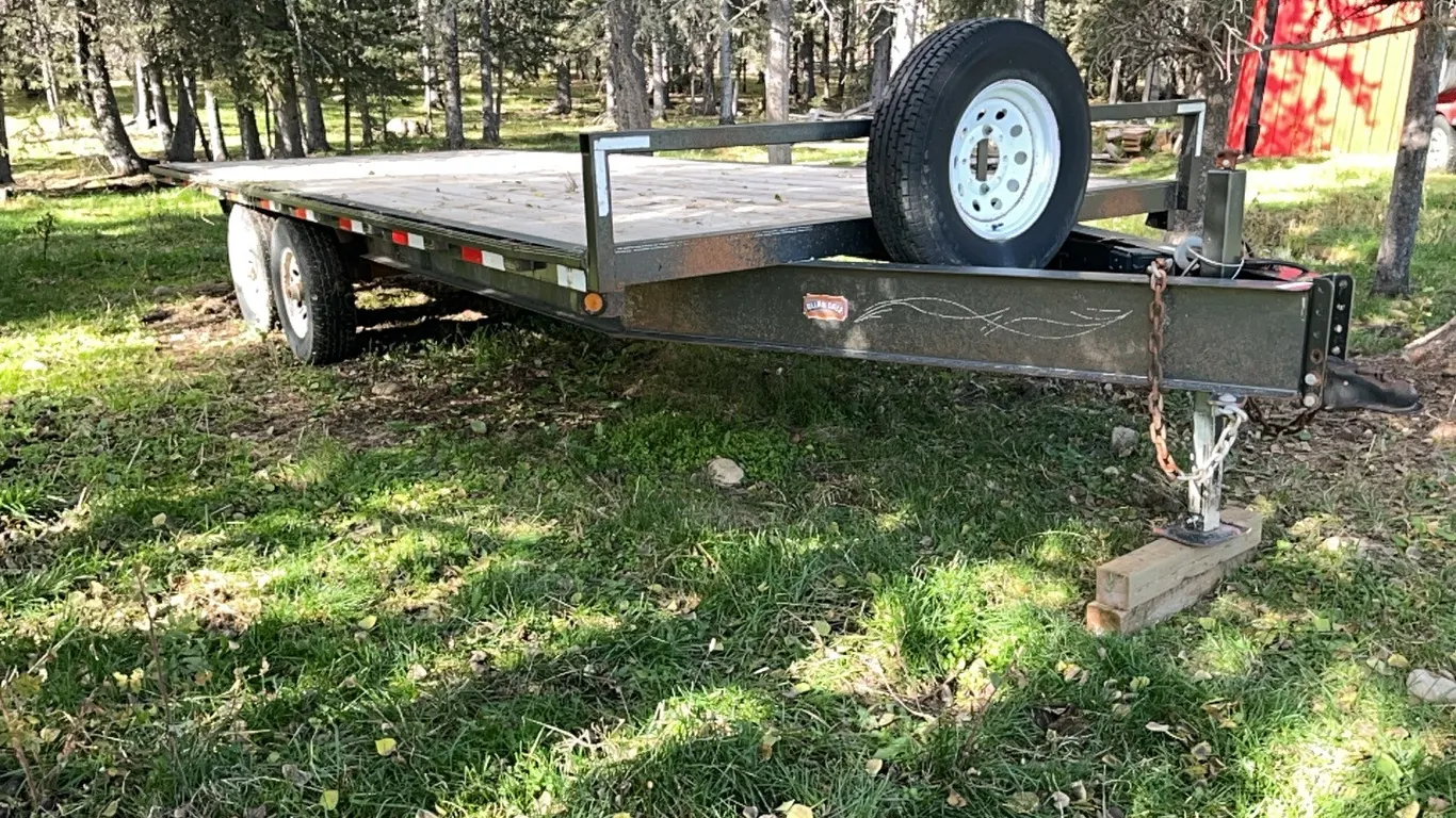 2007 RT Trailers 20' Tandem Axle Flat Deck Trailer, VIN: 2R9DS72D77W682473