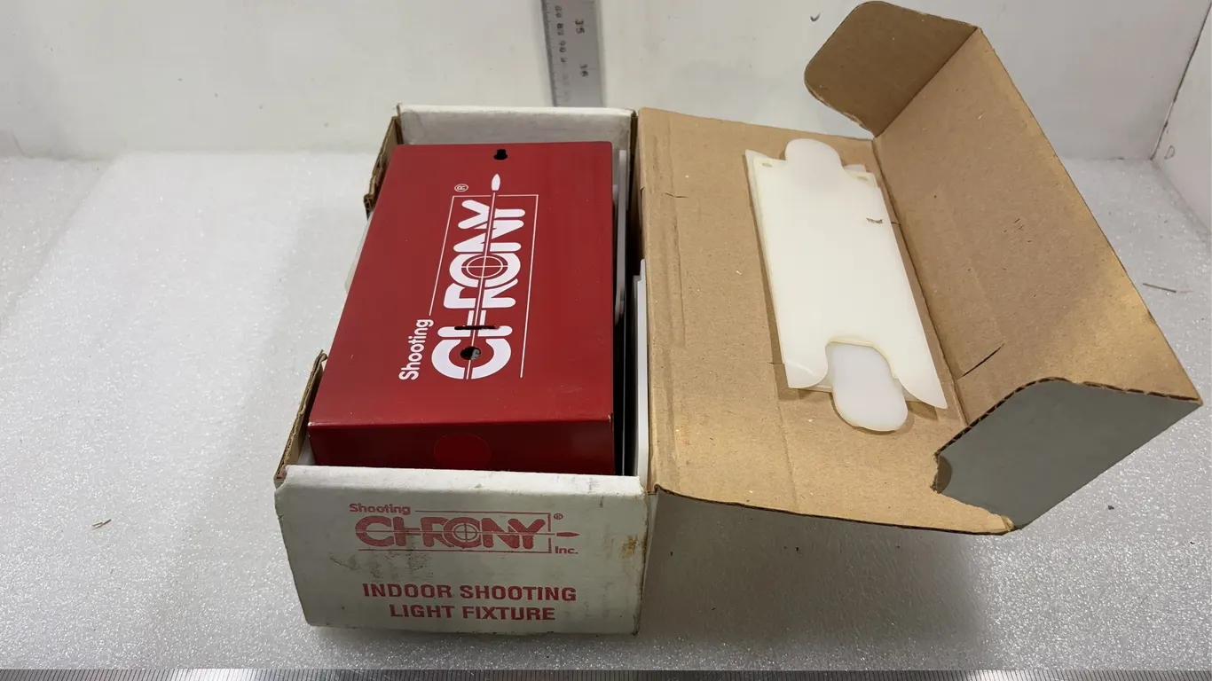 Shooting Chrony Indoor Shooting Light Fixture *Unreserved*