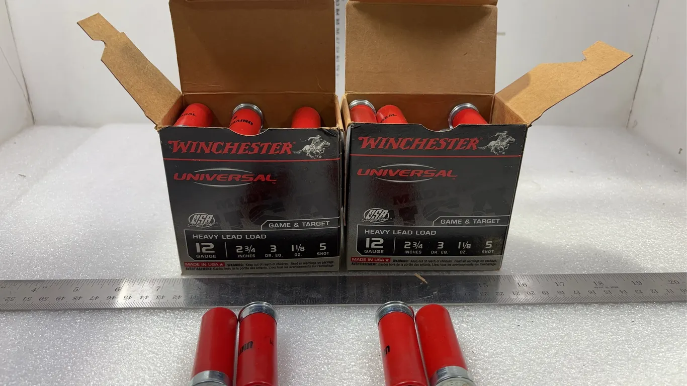 2- Winchester Universal Heavey Load 12 Ga Shells *Unreserved*