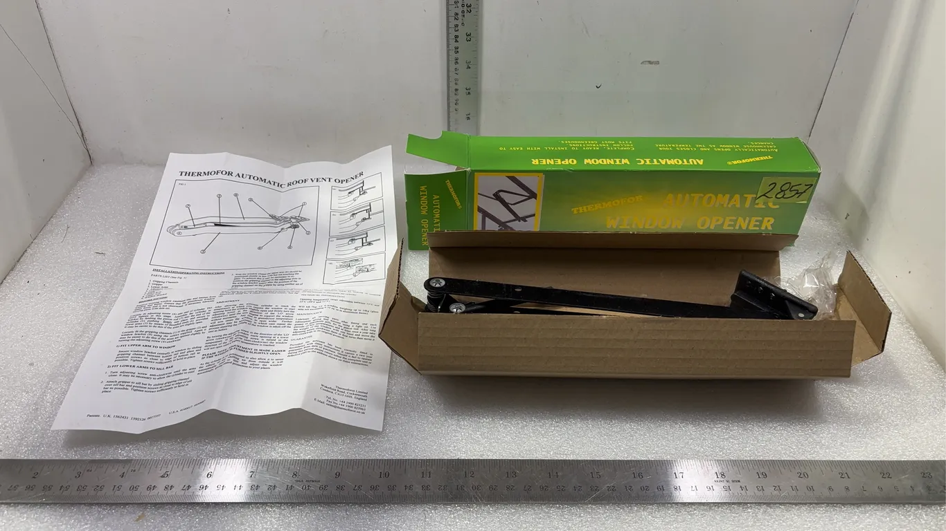 Thermofor Automatic Greenhouse Window Opener, Approx. 11"x3"x2" *Unreserved*
