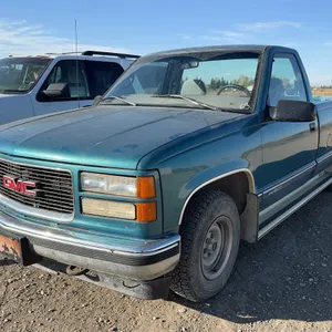 1997 GMC Sierra 1500 Pickup Truck *Unreserved*