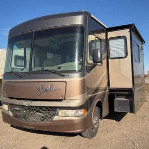 2008 Ford Fiesta Fleetwood 31' Motorhome