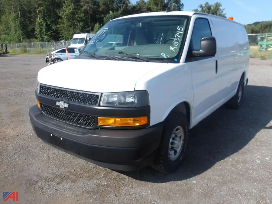 2021 Chevrolet Express Cargo Van
