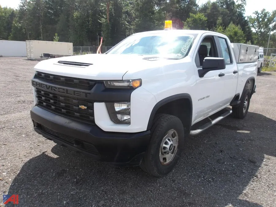 2021 Chevrolet Silverado 2500HD Crew Cab Pickup Truck