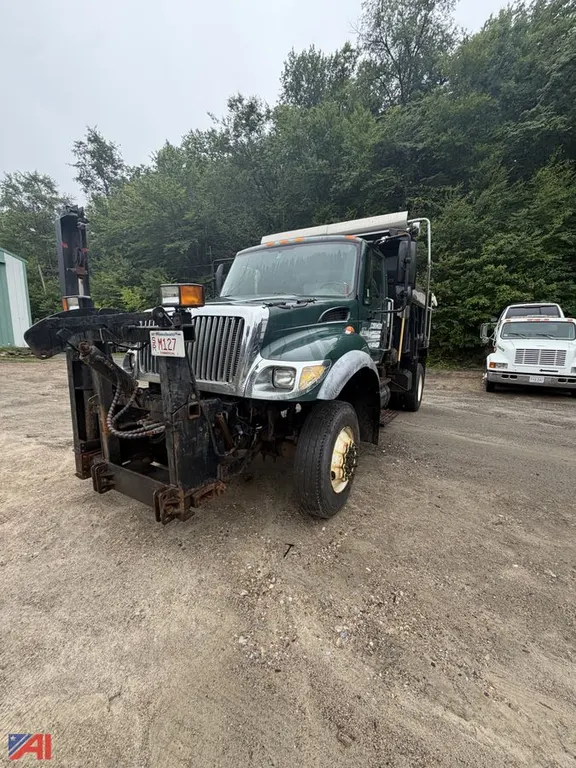 2007 International WorkStar 7400 Dump Truck