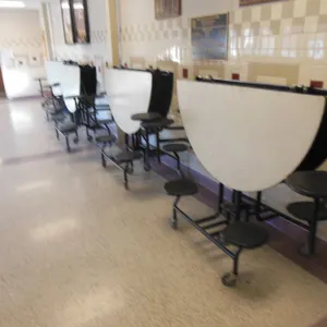 (7) Cafeteria Round Folding Tables