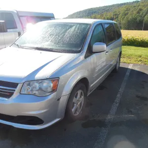 2011 Dodge Grand Caravan Mini-Van