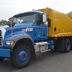 2020 Mack Granite Packer
