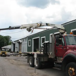 2006 International 7600 Flatbed with Crane