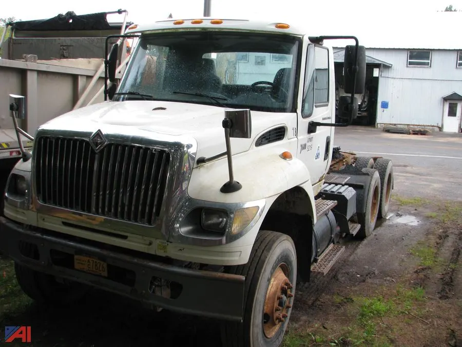 2006 International 7600 Truck