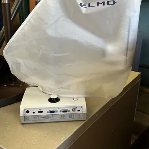 Elmo TT-12 Projector
