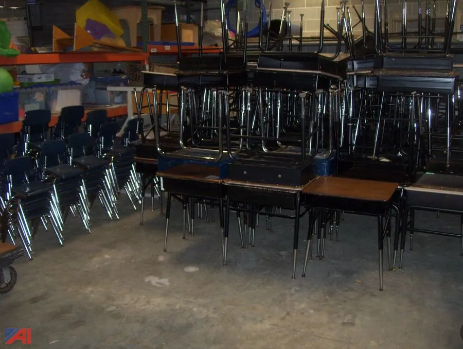 (137) Student Desks with (46) Chairs