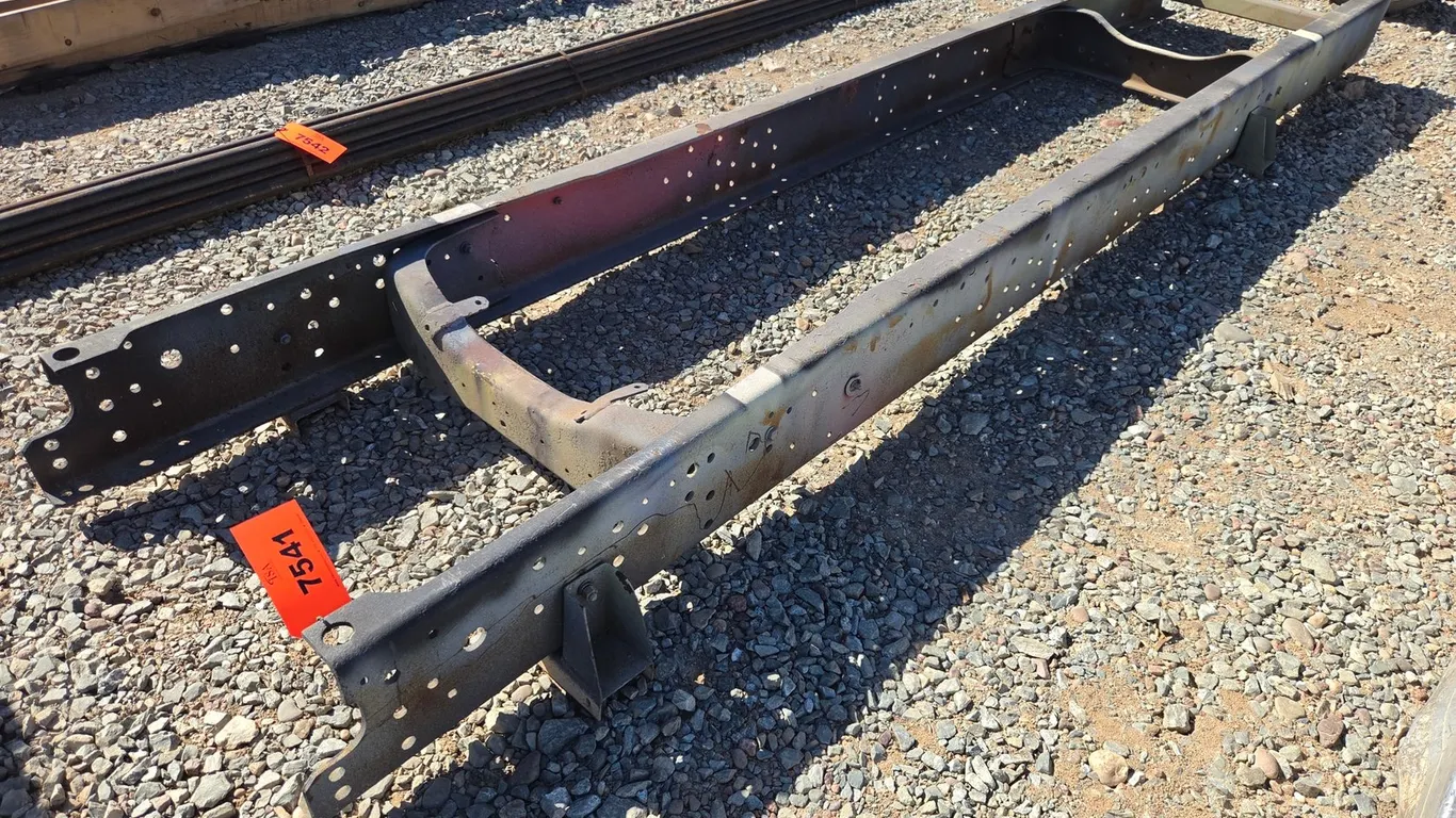Approx. 15' Frame