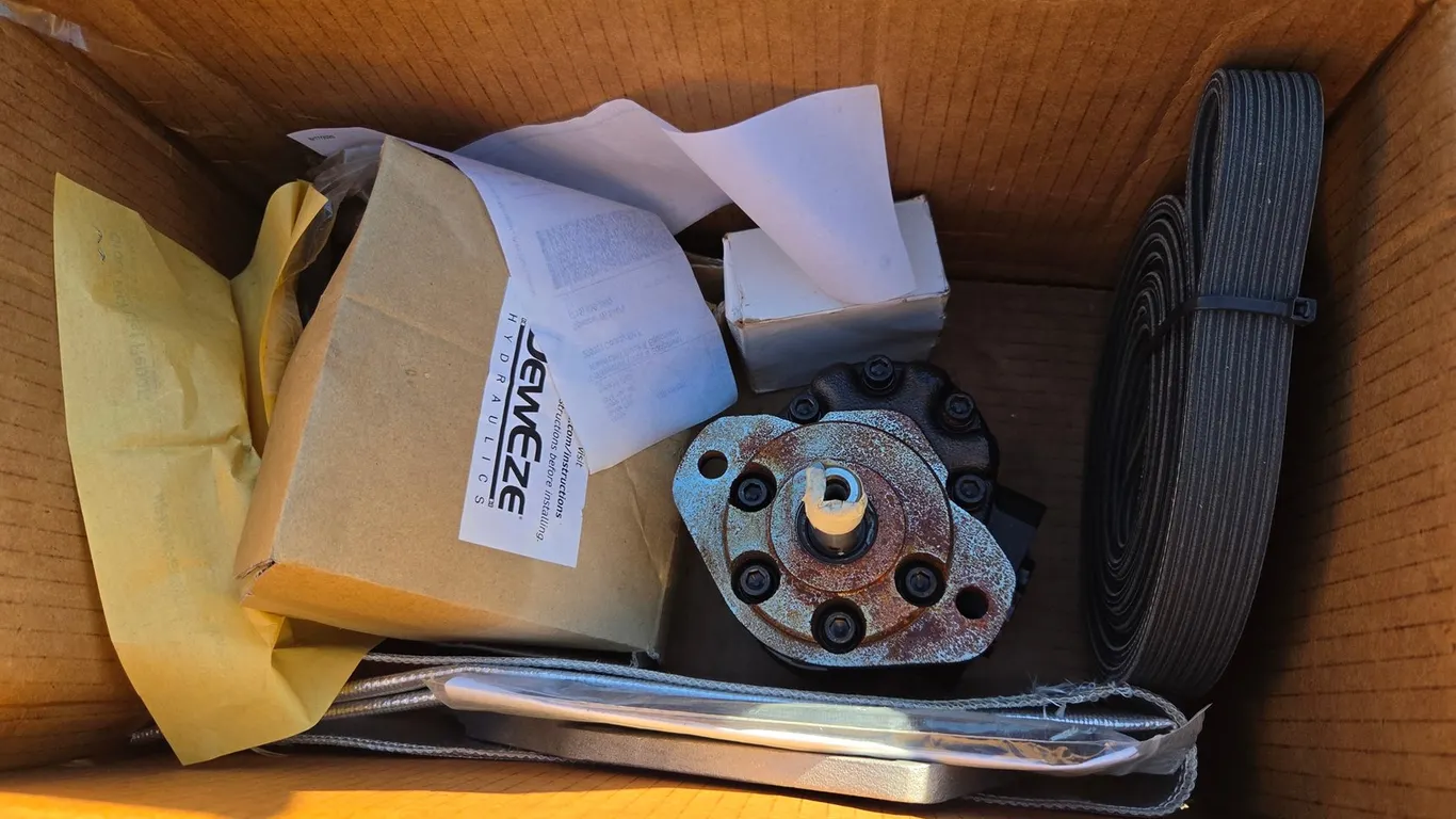 Unused DewEze 700530 Clutch Pump Kit