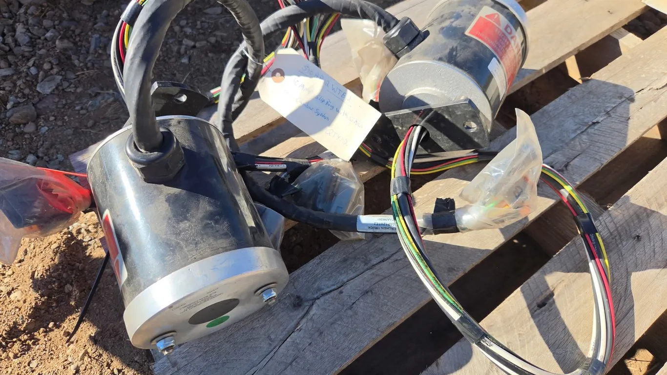 (2) UAE 30 AMP Canbus System Slip Rings