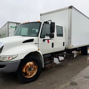 2008 International Navistar Moving Box Truck