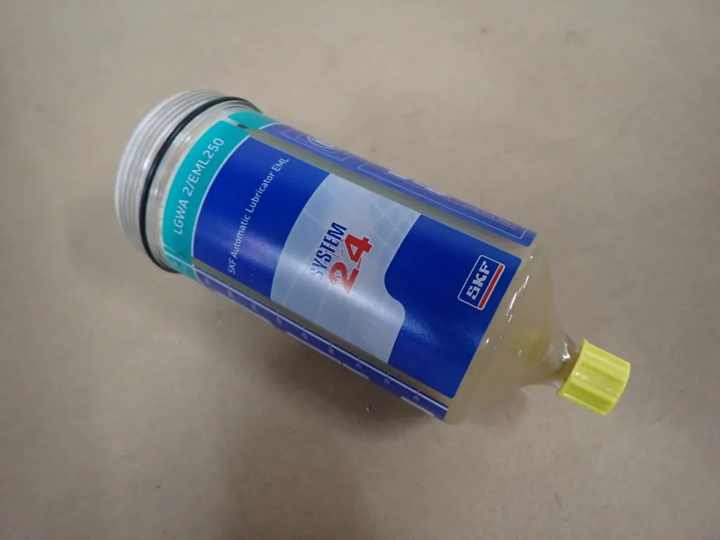 Lot of (8) SKF Automatic Lubricator EML