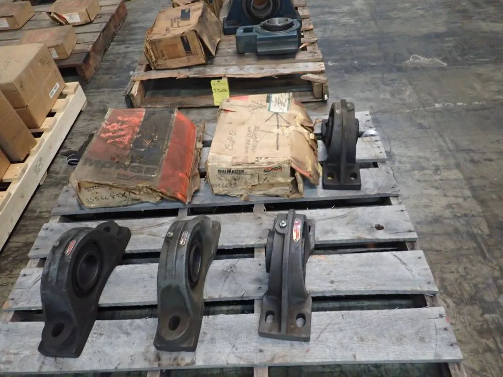 Lot of SealMaster Bearings