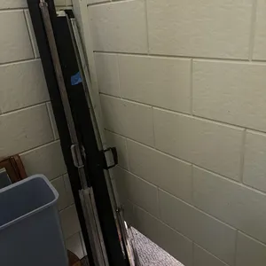 2 PROJECTOR SCREENS