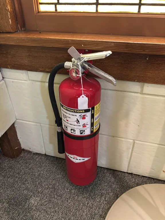 FIRE EXTINGUISHER