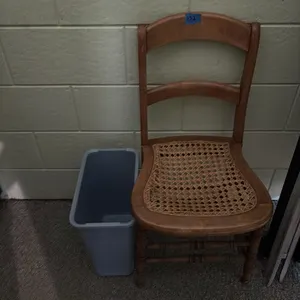 WOODEN CHAIR MIRROR GARBAGE CAN
