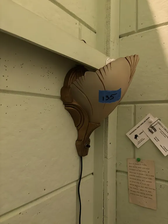 VINTAGE HANGING LAMP(BRING TOOLS TO REMOVE)