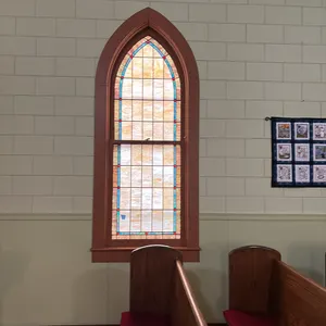STAIN GLASS 34”x92”(BRING TOOLS AND HELP TO REMOVE)