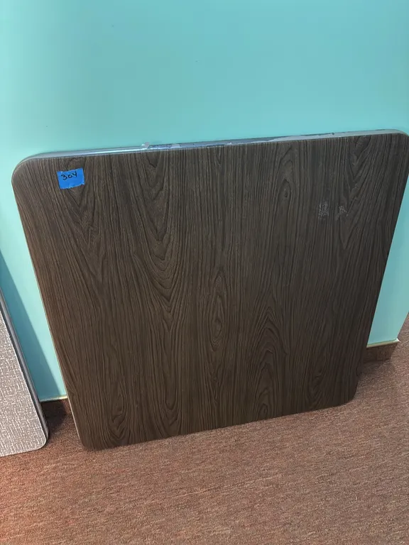 CARD TABLE
