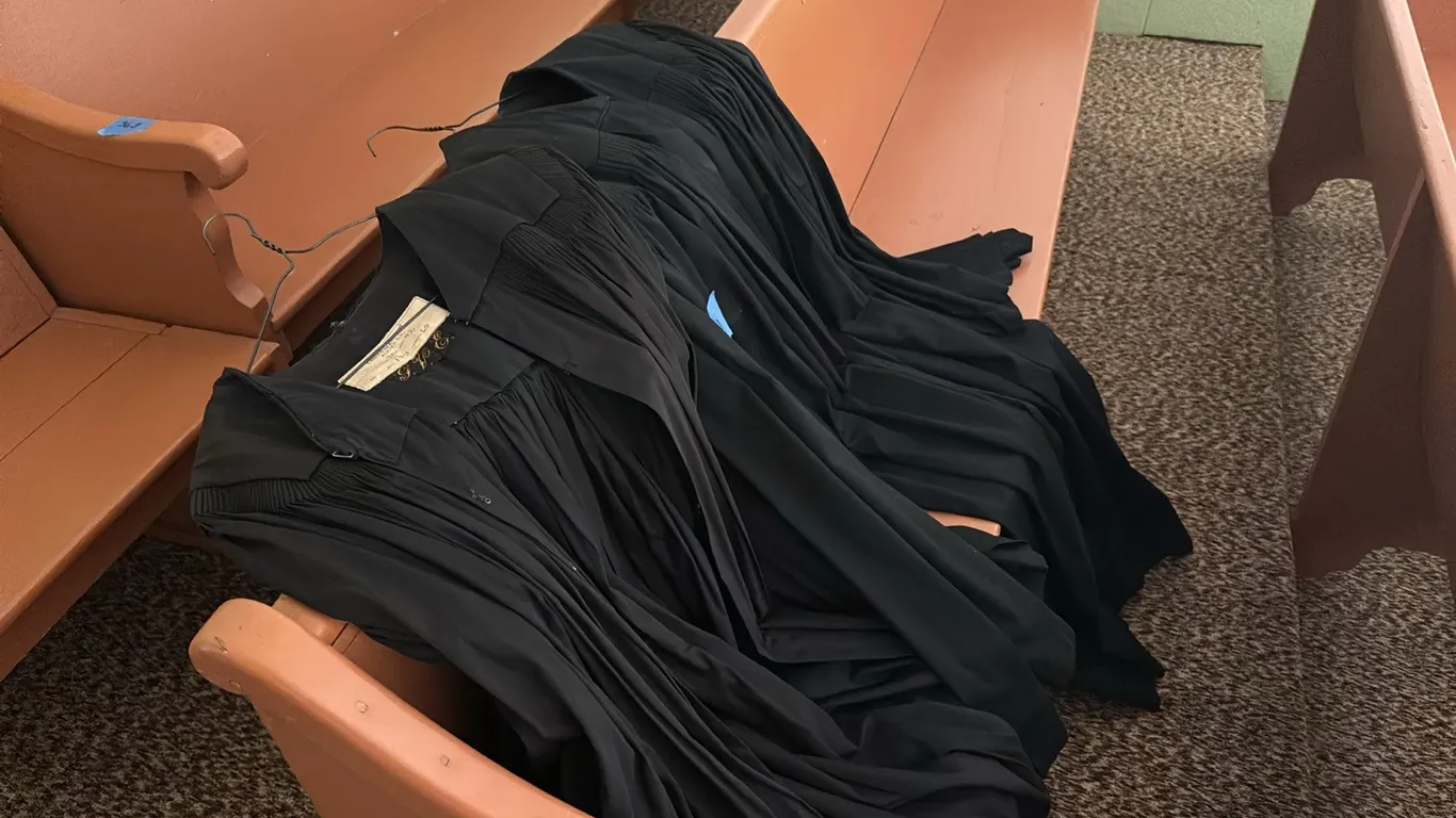 2 CONFIRMATION ROBES