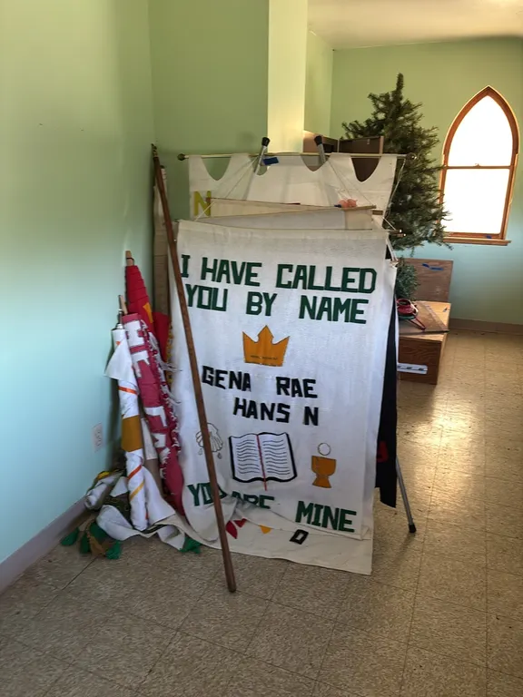 CHURCH BANNERS-BANNER STAND-BANNER HANGER