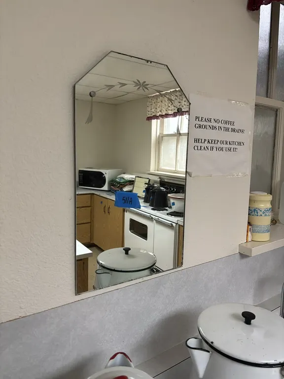VINTAGE MIRROR