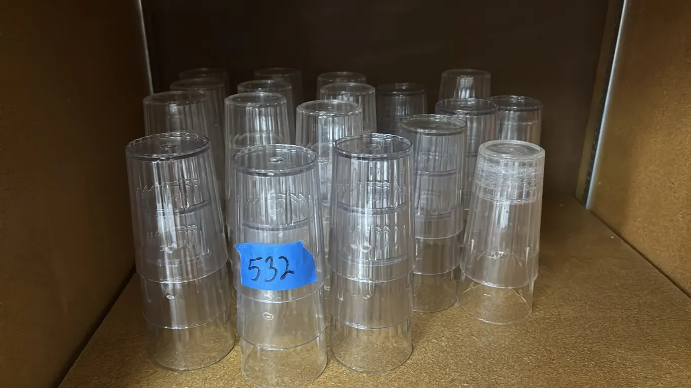 PLASTIC JUICE CUPS