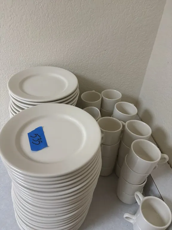 48 PLATES AND COFFEE CUPS
