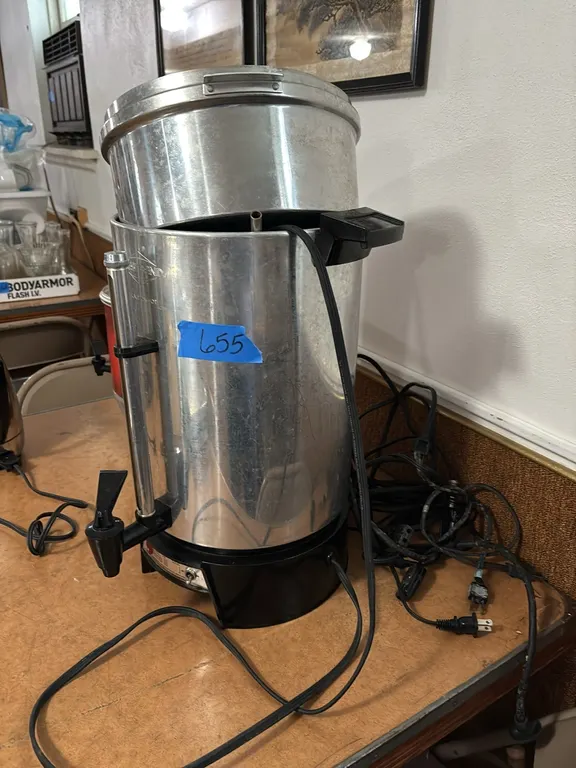 WESTBEND ELECTRIC COFFEE MAKER