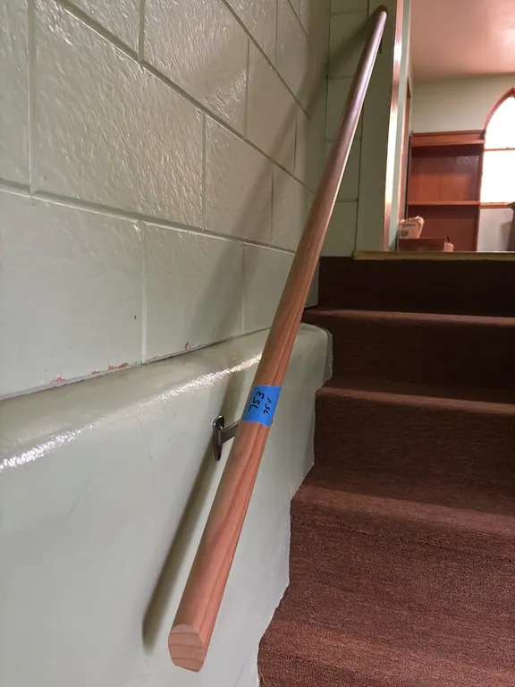 HAND RAIL 75”