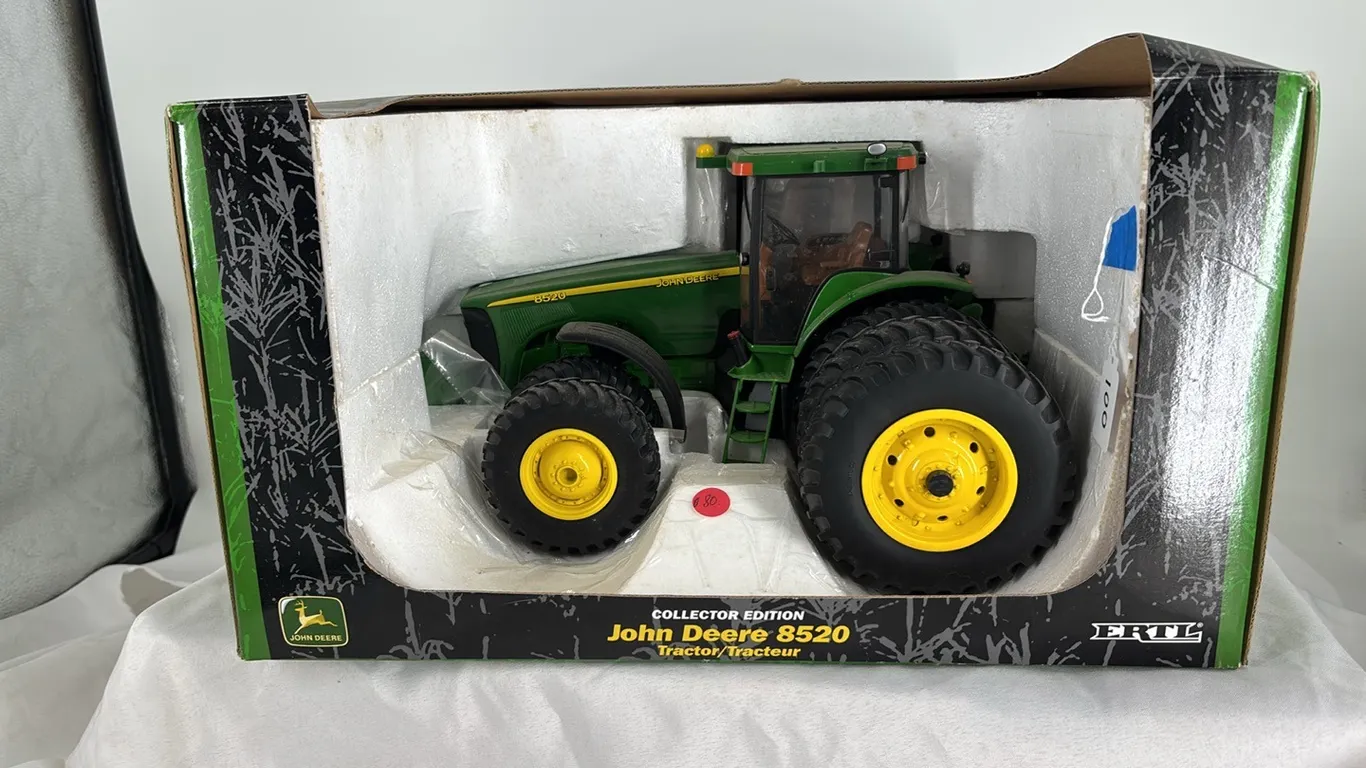 JOHN DEERE 8520 1/16