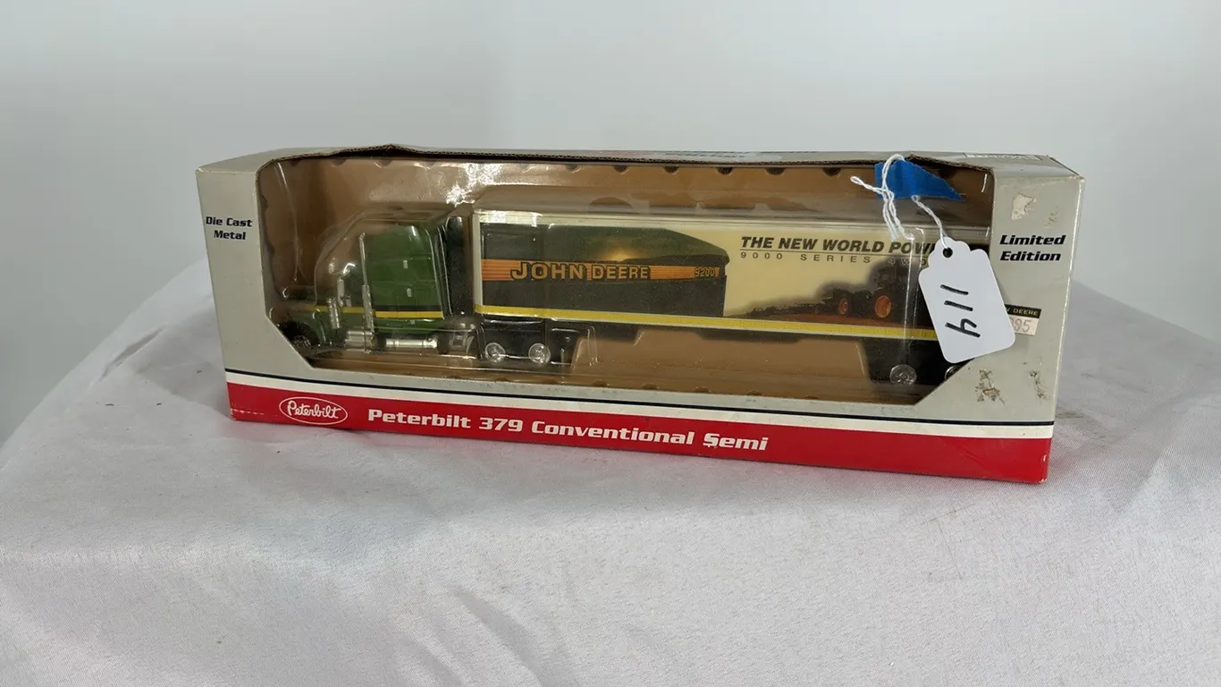 PETERBILT 379 JOHN DEERE 1/64 CONVENTIONAL SEMI DIE CAST METAL