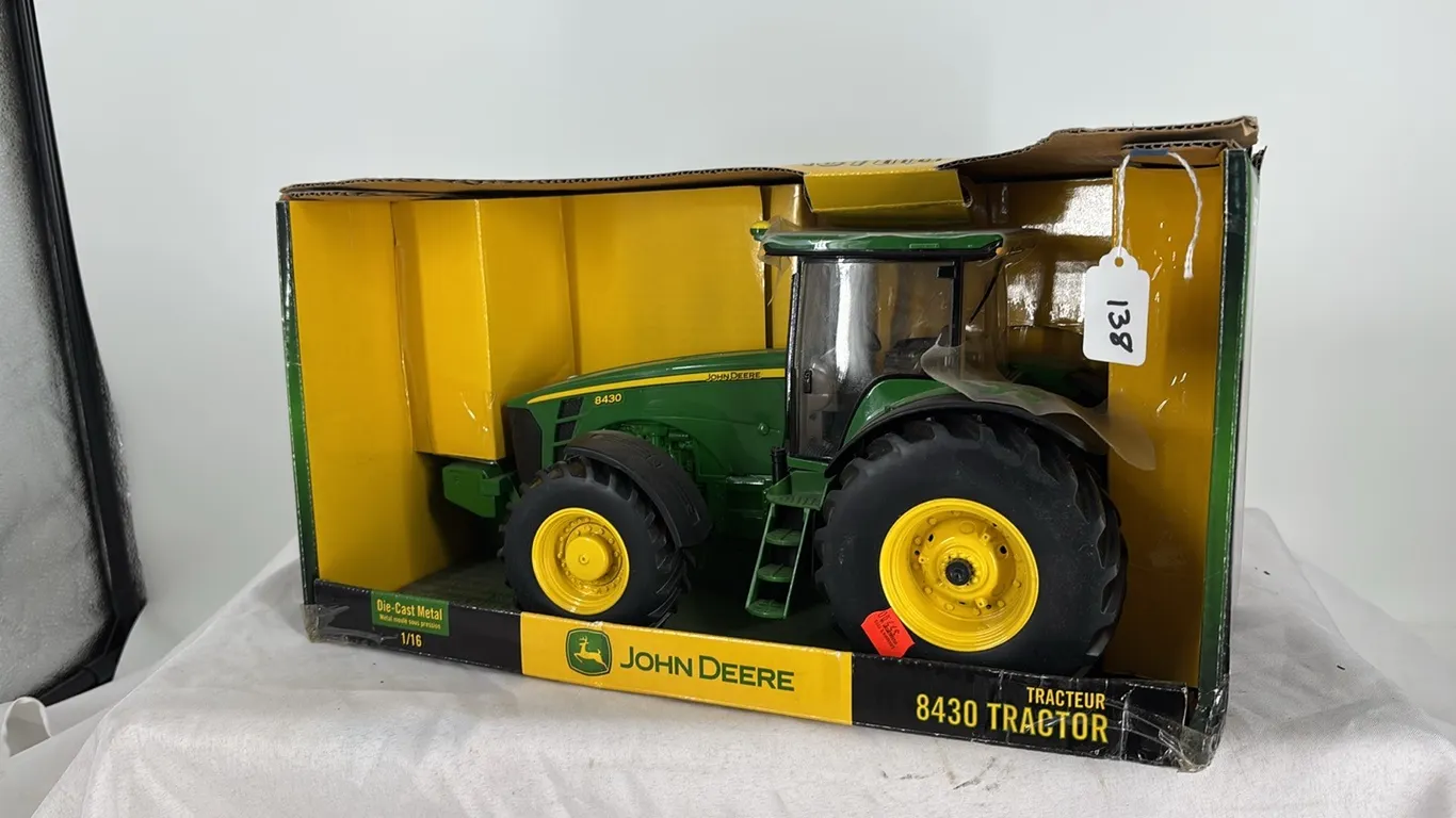 JOHN DEERE 8430 DIE CAST METAL 1/16