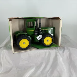 JOHN DEERE  4WD DIE CAST METAL 1/16