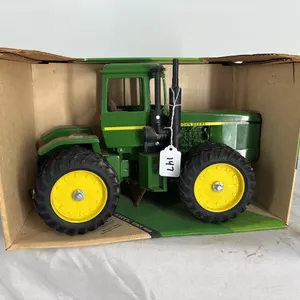 JOHN DEERE 4WD DIE CAST METAL 1/16