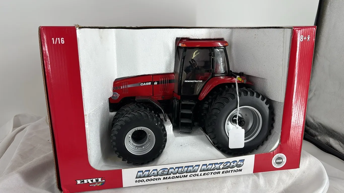 CASE IH MAGNUM MX285 DIE CAST METAL 1/16
