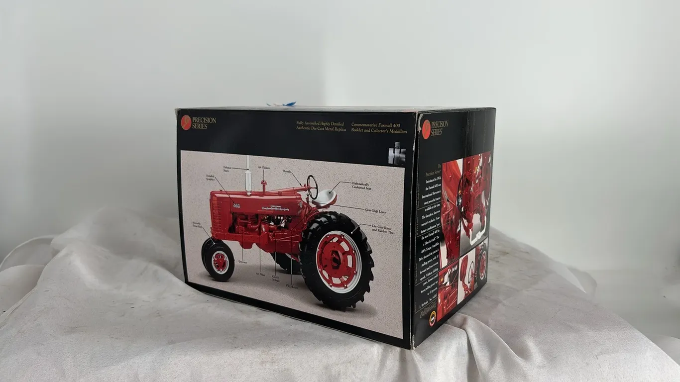 FARMALL 400 DIEE CAST METAL 1/32