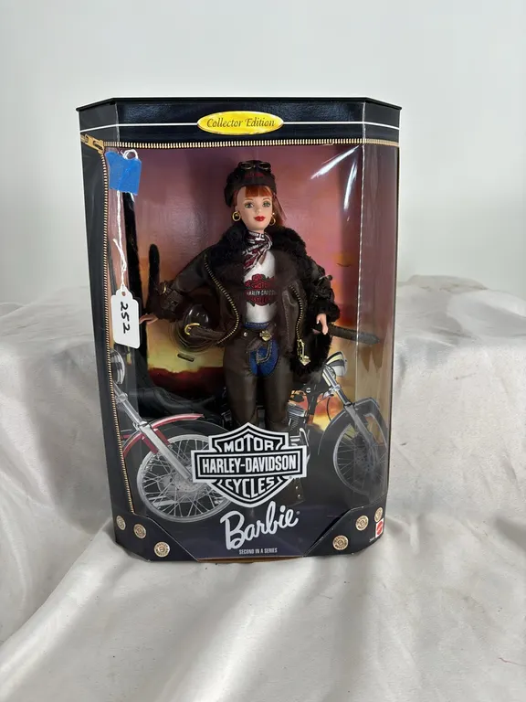 HARLEY DAVIDSON BARBIE
