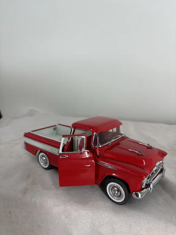 1957 CHEVROLET CAMEO CARRIER DANBURY MINT