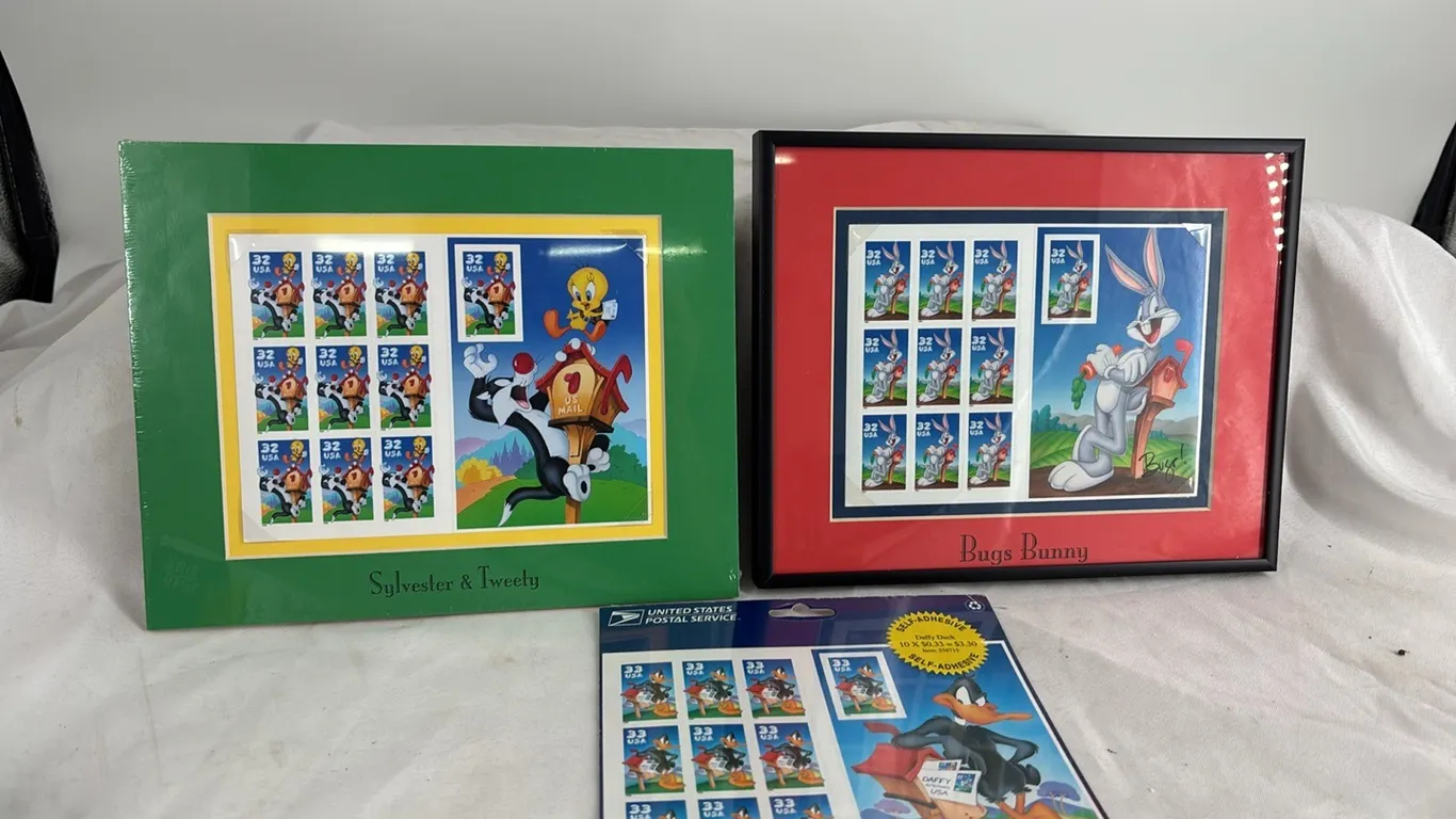 USPS COMMEMORATIVE STAMPS BUGS BUNNY AND FRIENDS