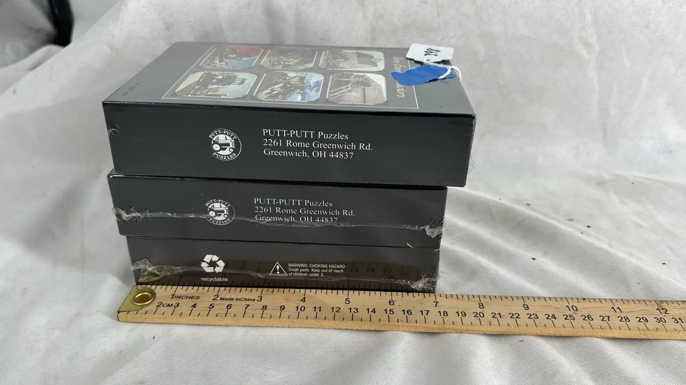 JOHN DEERE PUZZLES SEALED