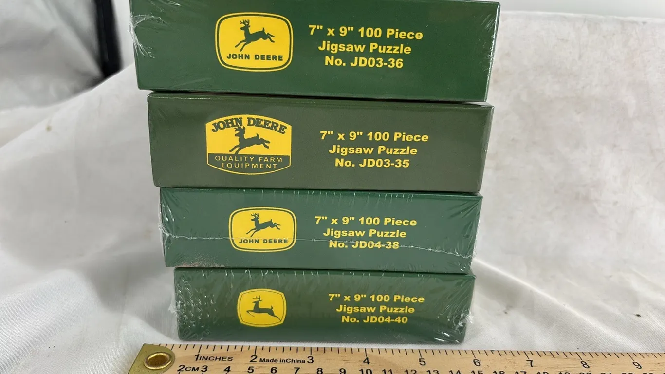 4 JOHN DEERE PUZZLES SEALED